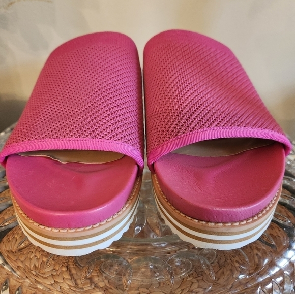 David‎ Tate Aline Low Wedge Slide - Size 9 Barbie Pink, Comfortable💖 - Picture 6 of 8